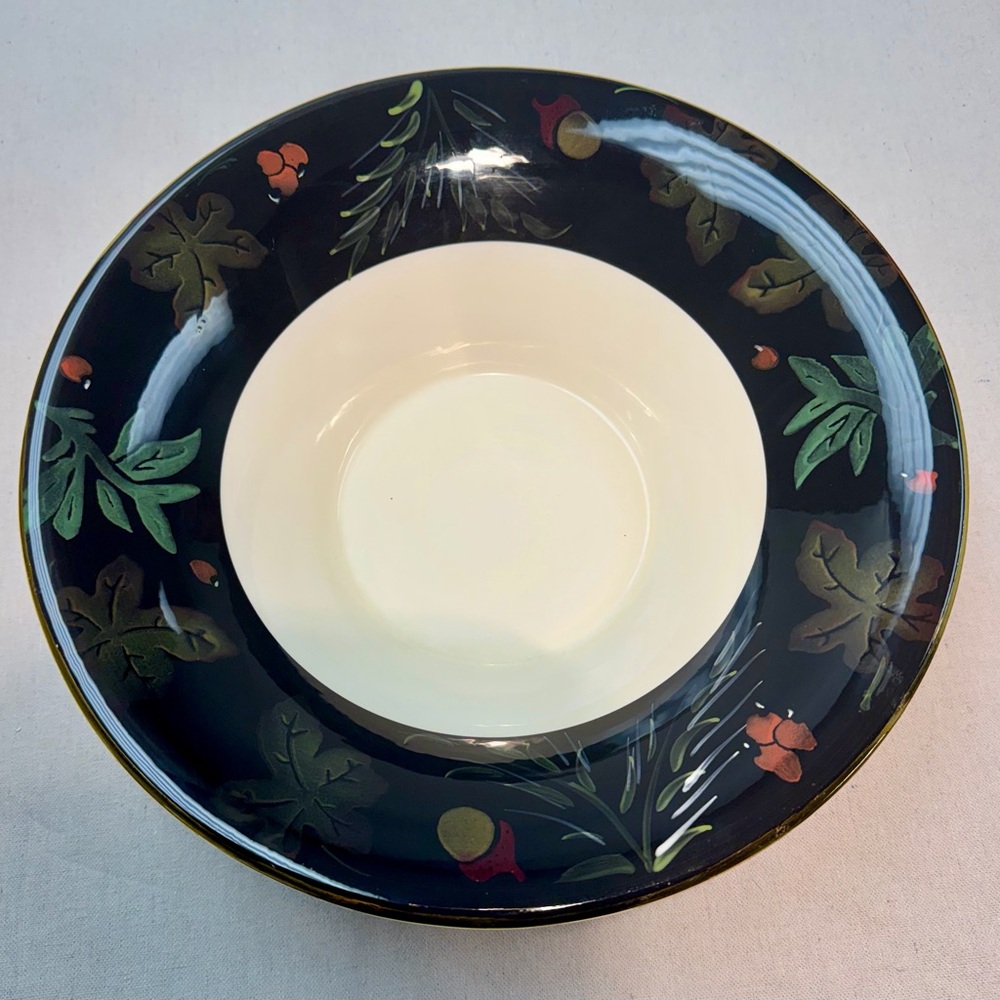 VARM CERAMICA WINTER GARLAND LARGE SERVING BOWL